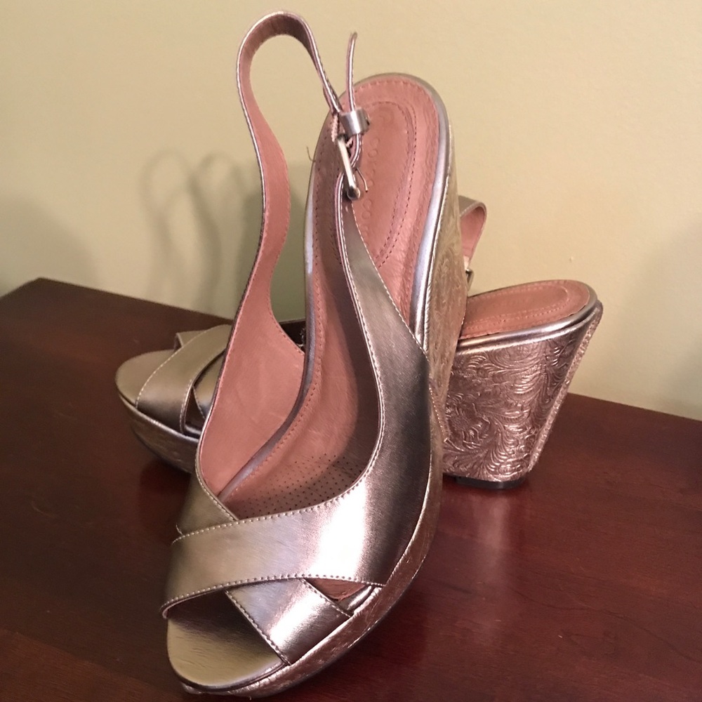 Corso Como Gold Leather “Neely” Wedge Slingbacks